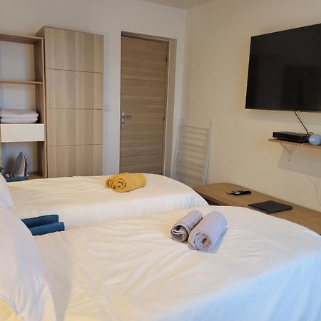 Amazing Apartment A Stone'S Throw From The City Of Lights - Paris Clichy Exteriör bild